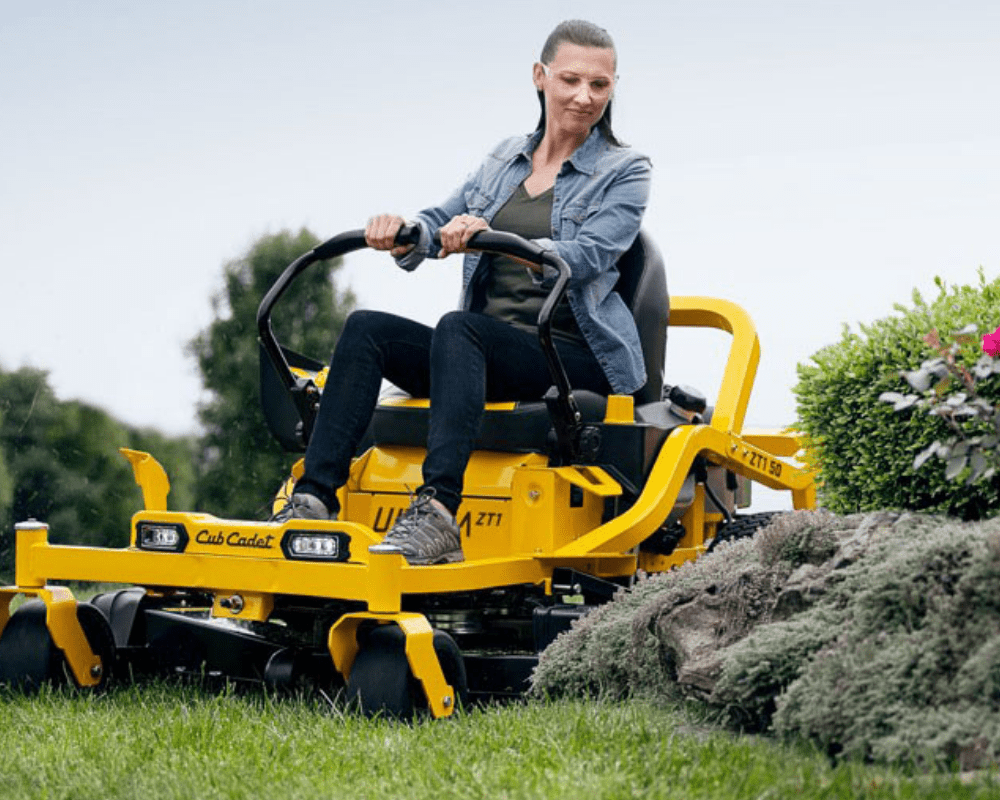 3 Best Riding Lawn Mowers on Amazon You Shouldn’t Miss!