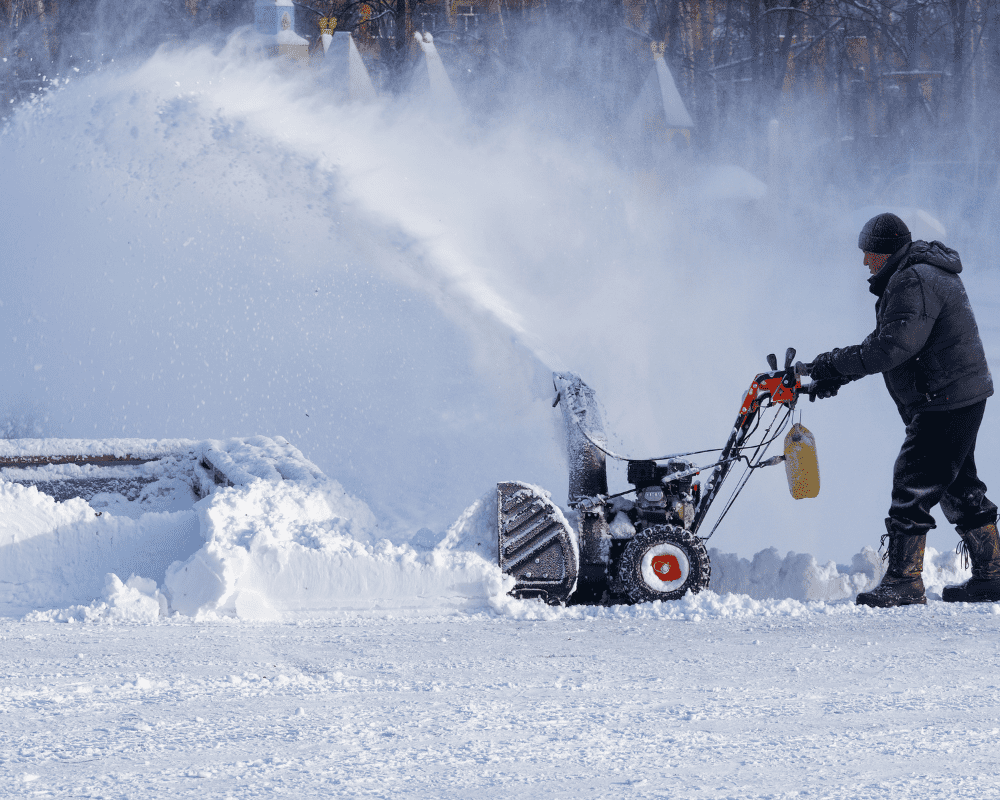 You Can Buy These 3 Best Snow Blowers on Amazon