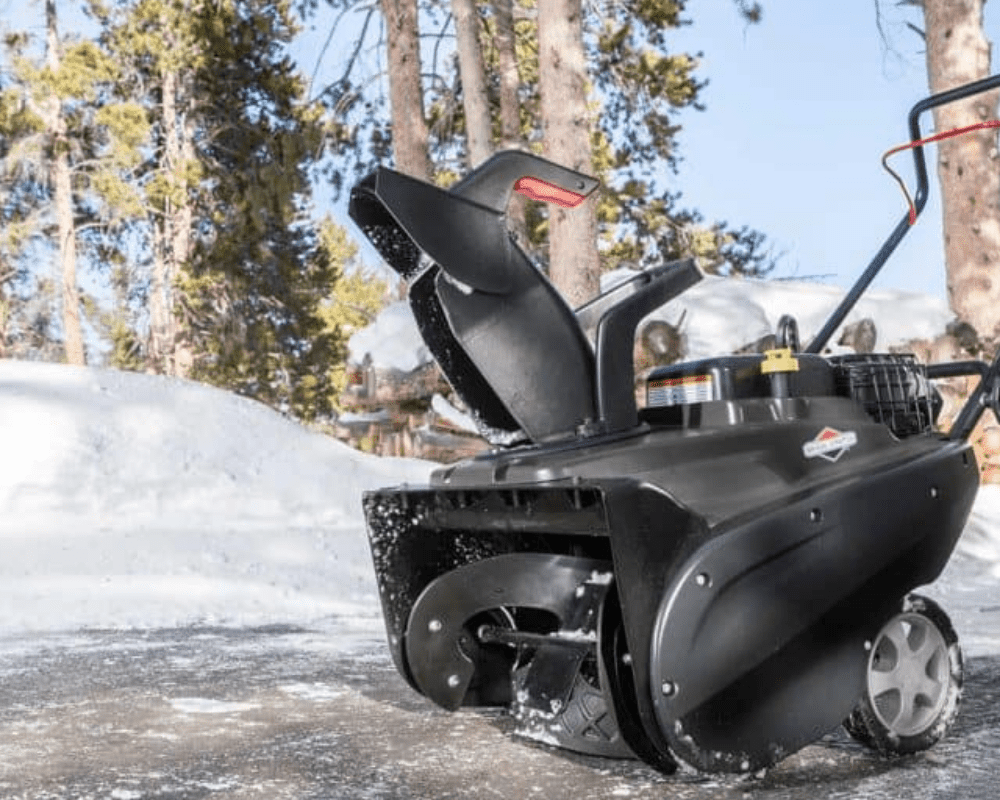 Best Snow Blowers Under 700 Dollars – The Perfect Balance Between Affordability and Power