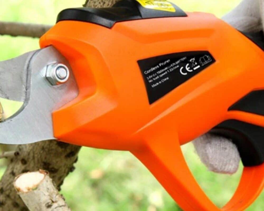 2 Best Automatic Pruning Shears on Amazon