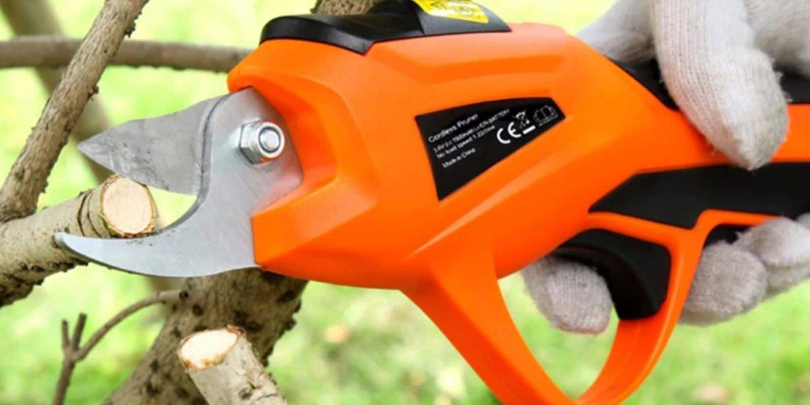 Automatic pruning shears 1