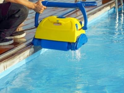 Cordless Robotic Pool Cleaner Reviews: 3 Superb List Of Cordless Robotic Pool Cleaner That You Should Have