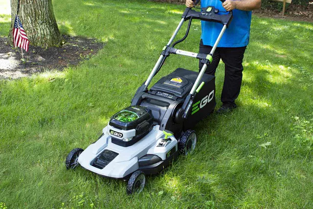 3 Best Electric Ride on Mowers You Should have