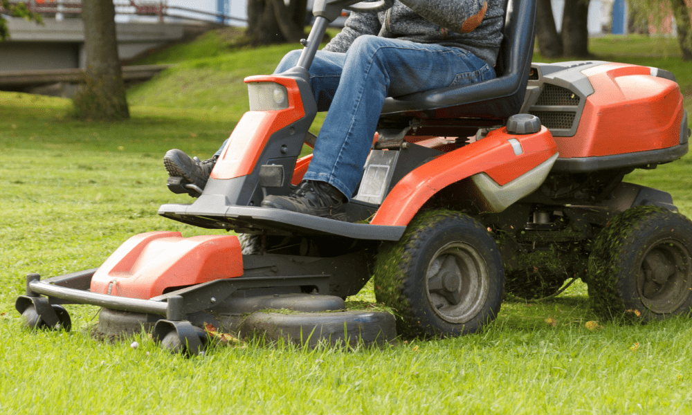 5 Best Cheap Riding Lawn Mowers You Can Find on Amazon!