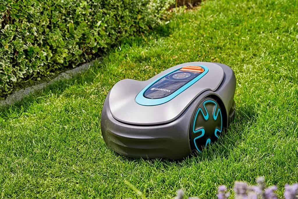 Service your robot lawn mower 1