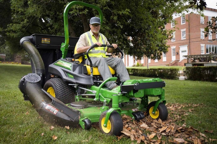 Grass Cutting with No Bagger: The Best Way to Mow a Yard (2022)