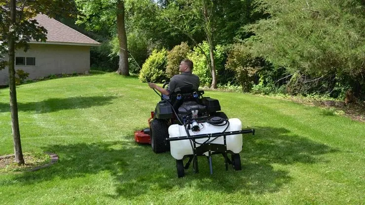 A Lawn and Garden Sprayer: 7 Best Ways to Use It!