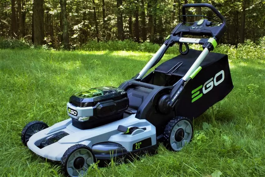 How a Cordless Lawn Mower work? Best 3 Tips to Clean Store and Maintain It