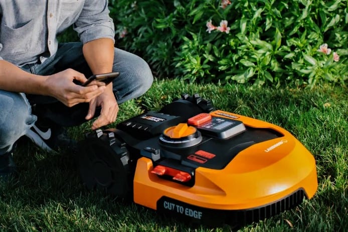 Robot lawn mower better
