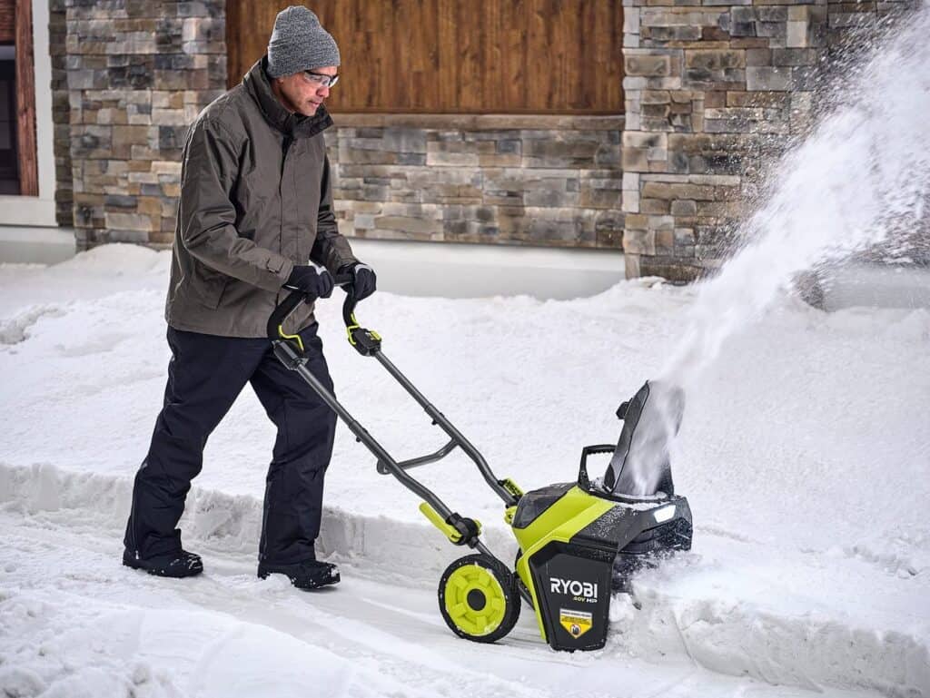Can snow blower remove ice 3