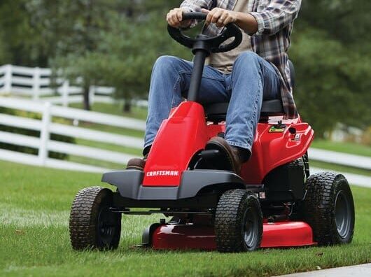 Why Should You Choose A Sit Down Lawn Mower? The Best 2 Things You Must Know